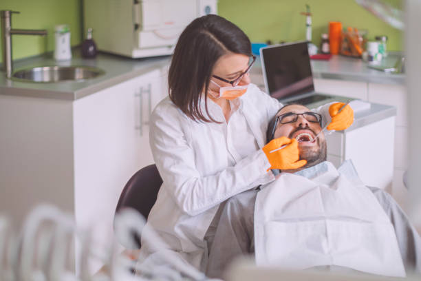 Best Cosmetic Emergency Dentistry in Eulyptus Hills, CA